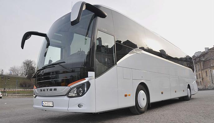 Nowoczesny autobus